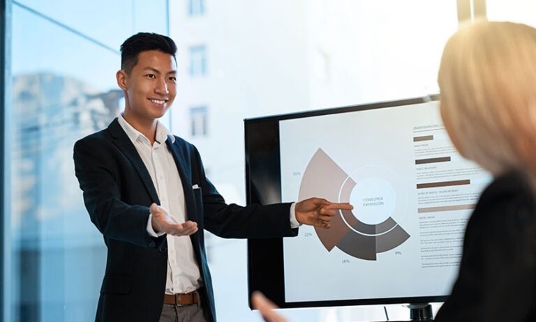 Cara Karyawan Mengubah Skill Kantor Menjadi Bisnis Sampingan yang Menguntungkan