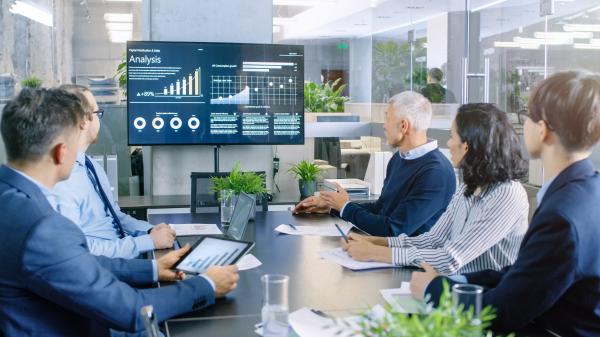 Key Performance Indicators (KPI): Panduan Menentukan Ukuran Keberhasilan Bisnis Secara Tepat
